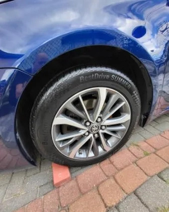 Toyota Avensis cena 35000 przebieg: 320000, rok produkcji 2015 z Łosice małe 92
